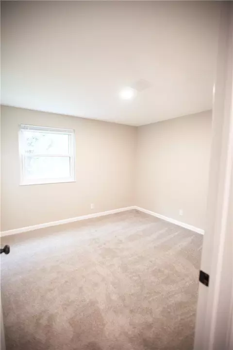 Bedroom - 6 Danzig Ln, Fairborn, OH 45324 photo 3 of 7