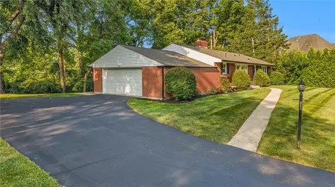 Exterior - 265 Highland Ter, Kettering, OH 45429 photo 4 of 12
