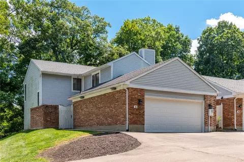 1346 Whispering Woods Dr #A, West Carrollton, OH 45449