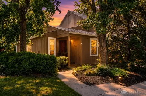 7509 Hastings Pt, West Chester, OH 45069
