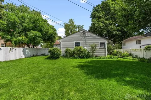 Exterior - 2209 Hazel Ave, Kettering, OH 45420 photo 4 of 6