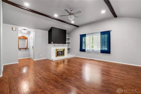 Living - 2209 Hazel Ave, Kettering, OH 45420 photo 2 of 5