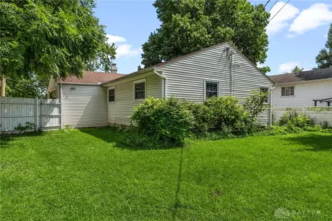 Exterior - 2209 Hazel Ave, Kettering, OH 45420 photo 3 of 6