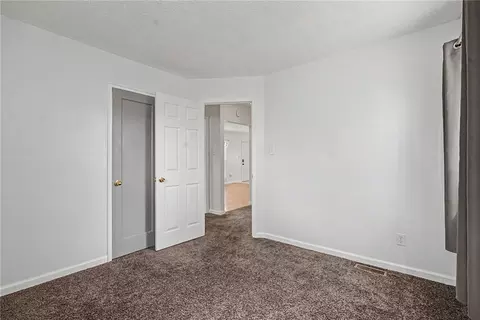 Bedroom - 287 Travis Dr, Riverside, OH 45431 photo 5 of 8