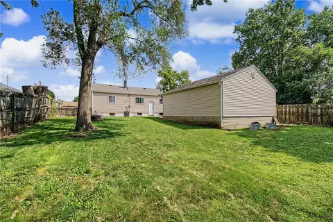 Exterior - 287 Travis Dr, Riverside, OH 45431 photo 8 of 10