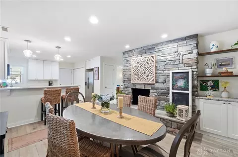 Dining - 211 Enid Ave, Kettering, OH 45429 photo 5 of 6
