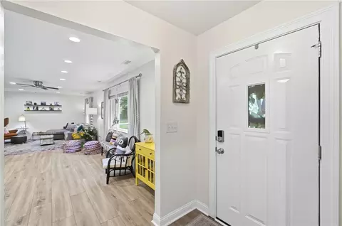 Entry Way - 211 Enid Ave, Kettering, OH 45429 photo 2 of 5