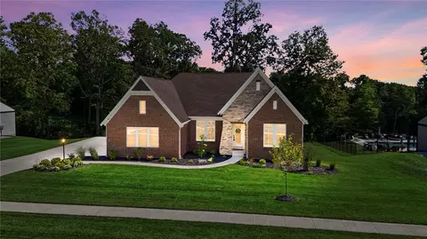 2559 Muirfield Dr, Beavercreek, OH 45431