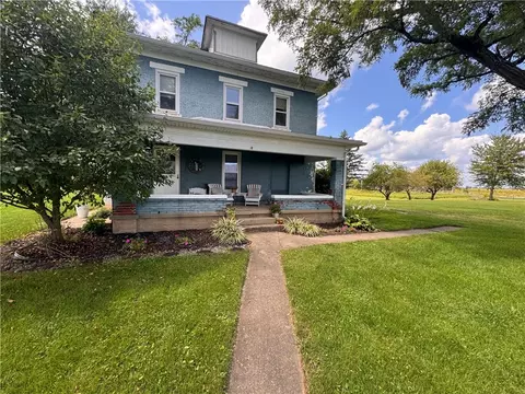 9559 W Fenner Rd, Ludlow Falls, OH 45339