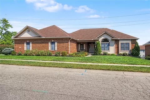 350 Saint Andrews Trl, Miamisburg, OH 45342
