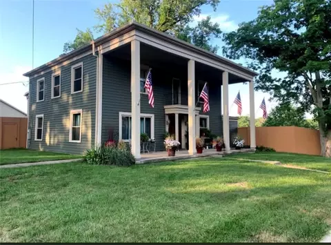 204 E Cumberland St, Lewisburg, OH 45338