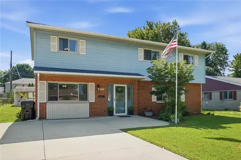 976 Kathryn Dr, Wilmington, OH 45177