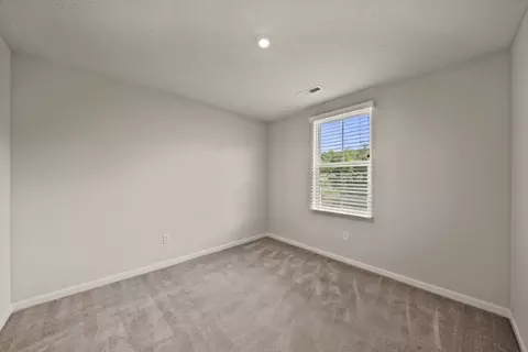 Bedroom - 5006 Allens Ridge Dr, Morrow, OH 45152 photo 6 of 9