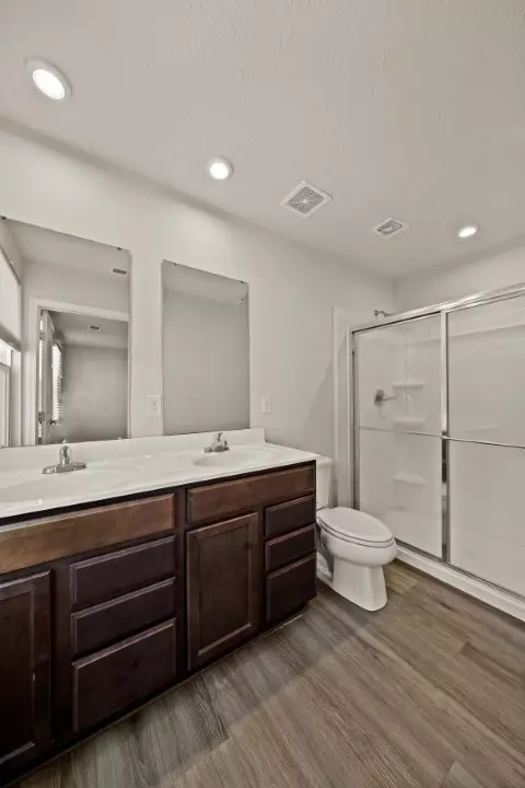 Bath - 5006 Allens Ridge Dr, Morrow, OH 45152 photo 3 of 5