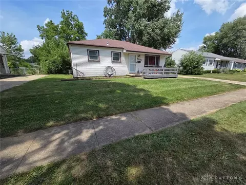 5261 Idlewood Rd, Dayton, OH 45432