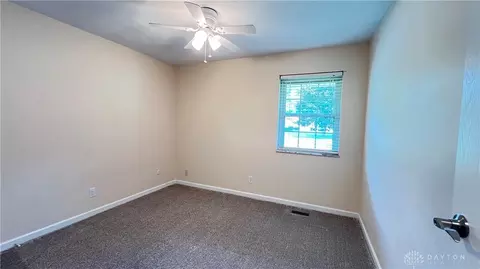 Bedroom - 1008 Old Stone Ct, Centerville, OH 45459 photo 3 of 4