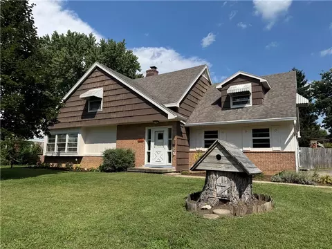 1009 N Monroe, Xenia, OH 45385
