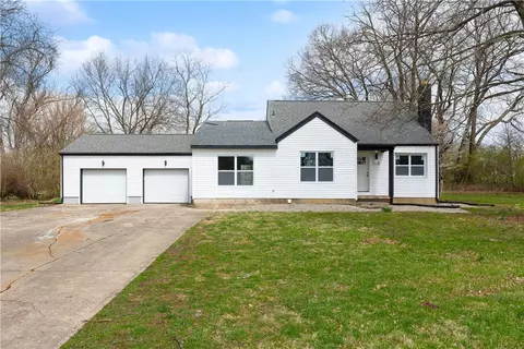 2725 Stonequarry Rd, Dayton, OH 45414