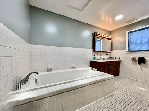 Bath - 3335 E High St, Springfield, OH 45505 photo 1 of 11