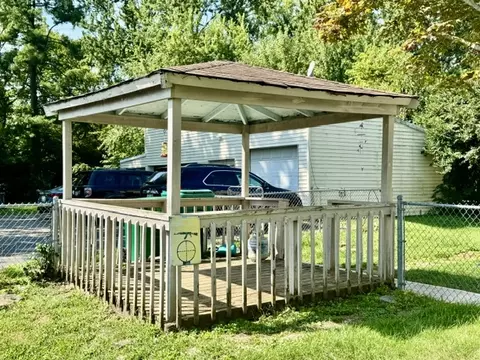 Exterior - 3335 E High St, Springfield, OH 45505 photo 4 of 13