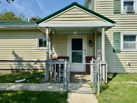 Exterior - 3335 E High St, Springfield, OH 45505 photo 5 of 13