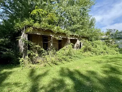 Exterior - 3335 E High St, Springfield, OH 45505 photo 13 of 13