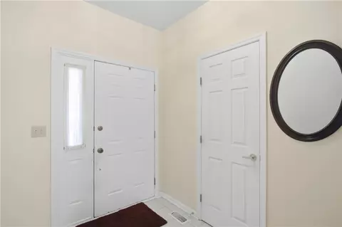 Entry Way - 1157 Timbertrail Ct, Centerville, OH 45458 photo 1 of 3