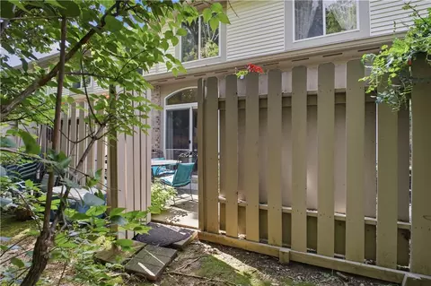 Exterior - 1157 Timbertrail Ct, Centerville, OH 45458 photo 5 of 11