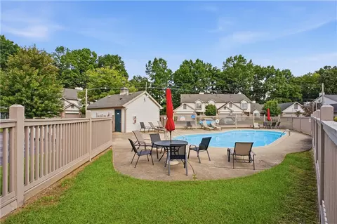Exterior - 1157 Timbertrail Ct, Centerville, OH 45458 photo 8 of 11