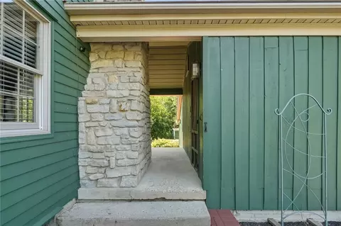 Entry Way - 6535 Weidner Rd, Springboro, OH 45066 photo 7 of 7