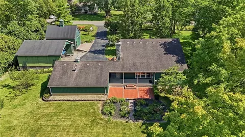 Exterior - 6535 Weidner Rd, Springboro, OH 45066 photo 6 of 21