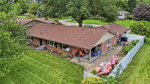 Exterior - 271 Edgebrook Dr, Centerville, OH 45459 photo 4 of 17