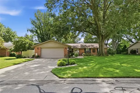 Exterior - 271 Edgebrook Dr, Centerville, OH 45459 photo 5 of 17