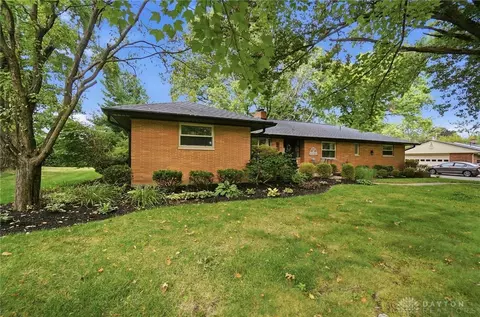 Exterior - 4833 Judith Dr, Kettering, OH 45429 photo 4 of 18
