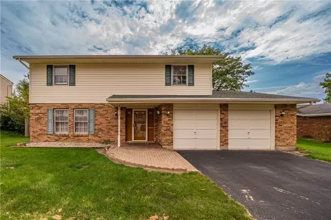 4012 Quail Bush Dr, Dayton, OH 45424