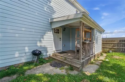 1075 Kenton St, Springfield, OH 45505 photo 4