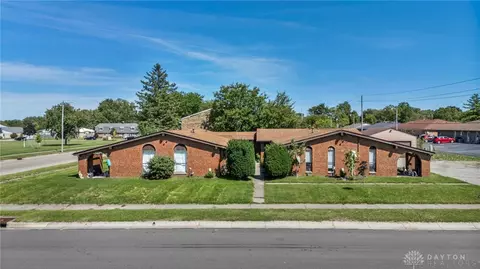 1006 Stoney Springs Rd, Vandalia, OH 45377