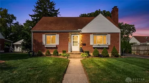 521 Wolf Ave, Englewood, OH 45322