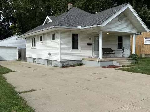 31 Yale Ave, New Lebanon, OH 45345