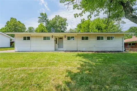 507 Chaucer Rd, Riverside, OH 45431