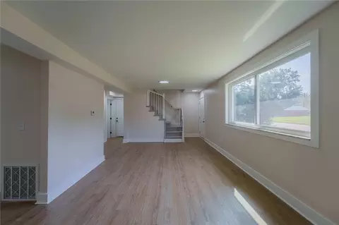 Living - 4889 Becker Dr, Dayton, OH 45417 photo 3 of 7