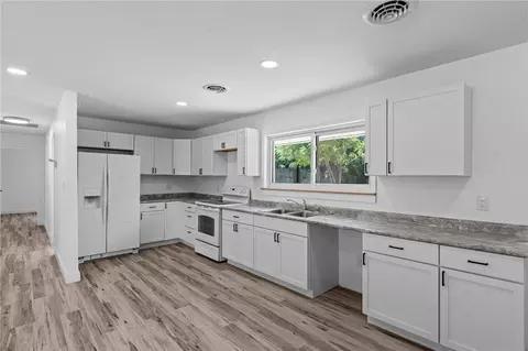Kitchen - 4475 Willow Run Dr, Beavercreek, OH 45430 photo 1 of 1
