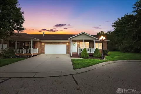 4004 Blue Spruce Ct, Jamestown, OH 45335