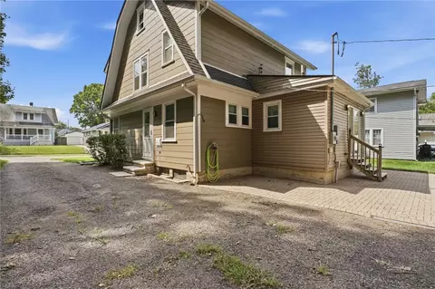 Exterior - 636 W Second St, Springfield, OH 45504 photo 15 of 15