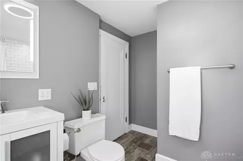 Bath - 636 W Second St, Springfield, OH 45504 photo 6 of 6