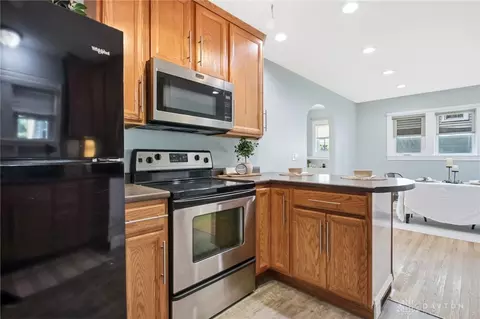 Kitchen - 636 W Second St, Springfield, OH 45504 photo 4 of 5