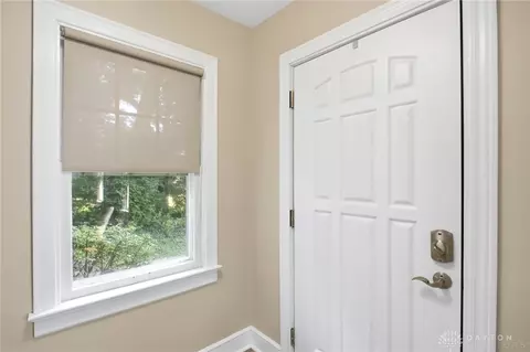 Entry Way - 636 W Second St, Springfield, OH 45504 photo 1 of 5