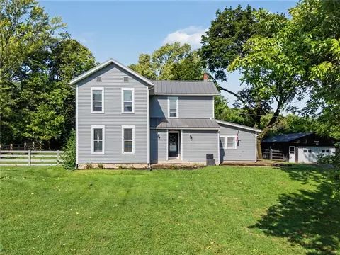 4905 Upper Valley Rd, Dayton, OH 45424