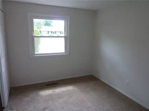 Bedroom - 75 Benzell Dr, Centerville, OH 45458 photo 5 of 6