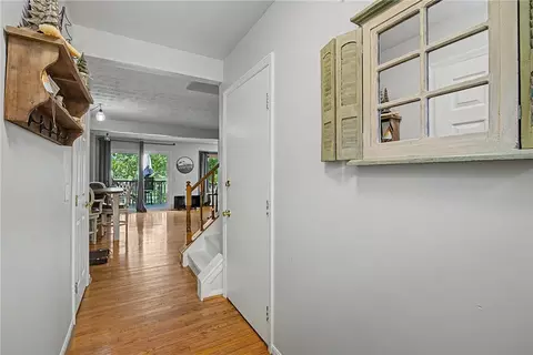 Entry Way - 774 Stoneharbor Ln, Maineville, OH 45039 photo 2 of 2